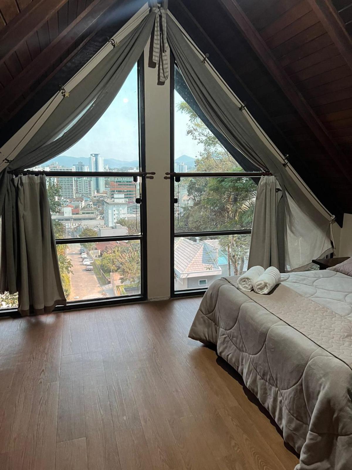 Pousada Casa da Pedra Blumenau Bagian luar foto