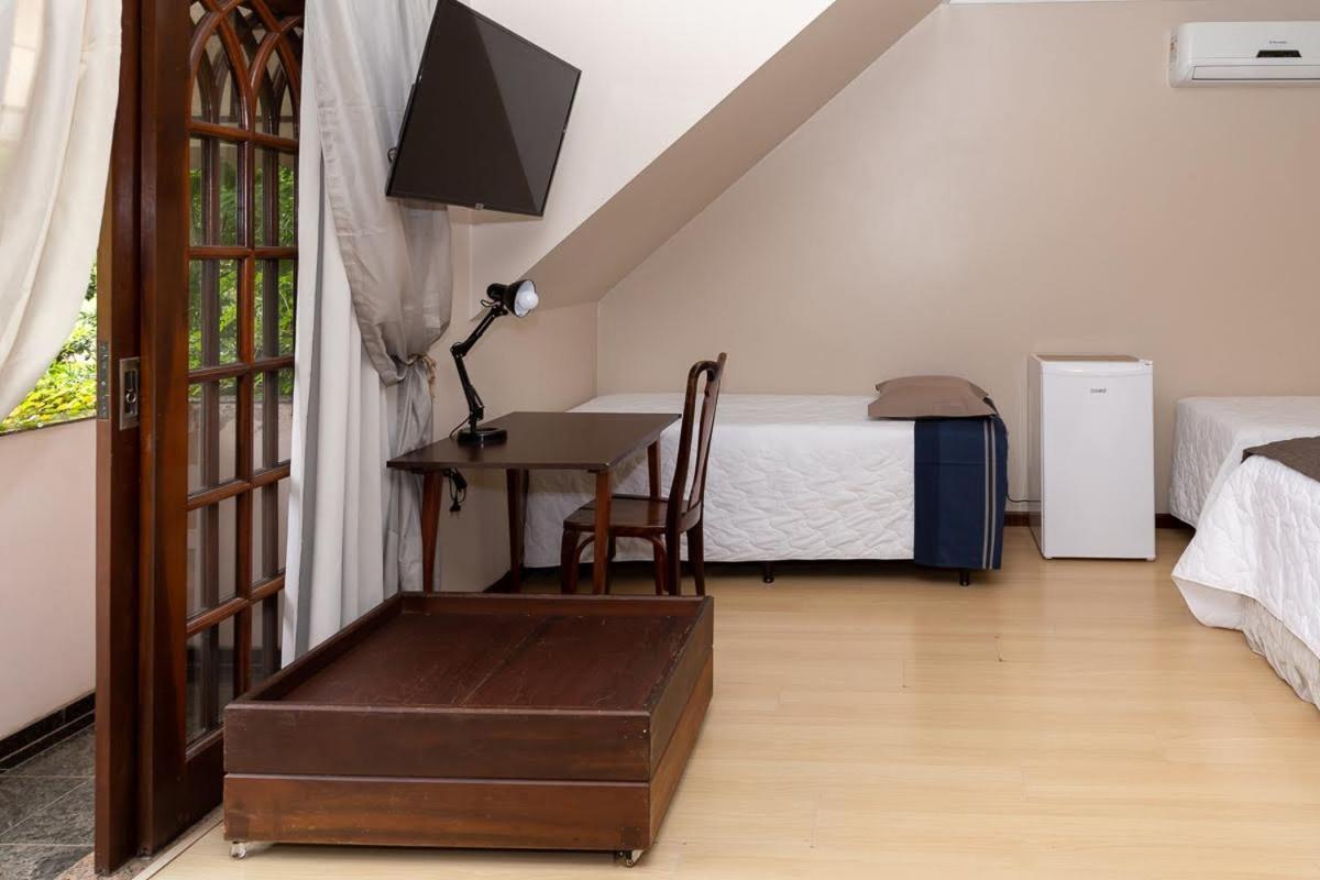 Pousada Casa da Pedra Blumenau Bagian luar foto